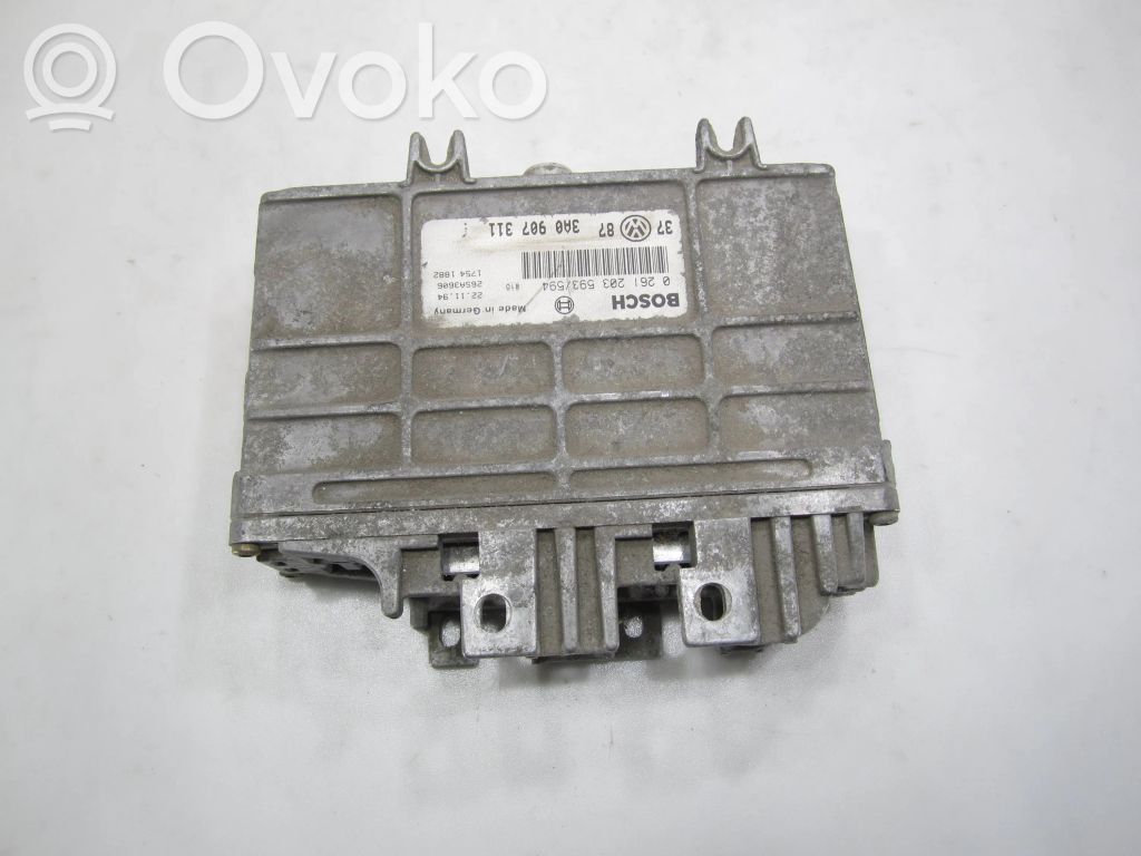Volkswagen Golf III Engine control unit/module 