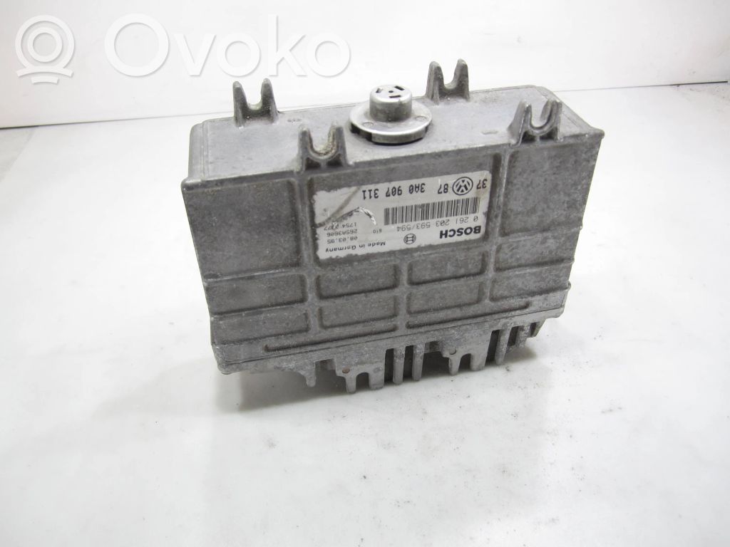 Volkswagen Golf III Engine control unit/module 