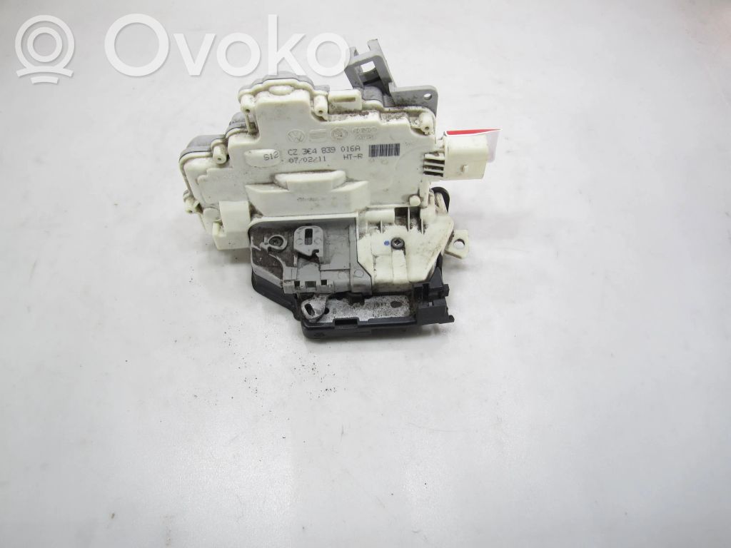 Volkswagen PASSAT B7 Zamek drzwi tylnych 