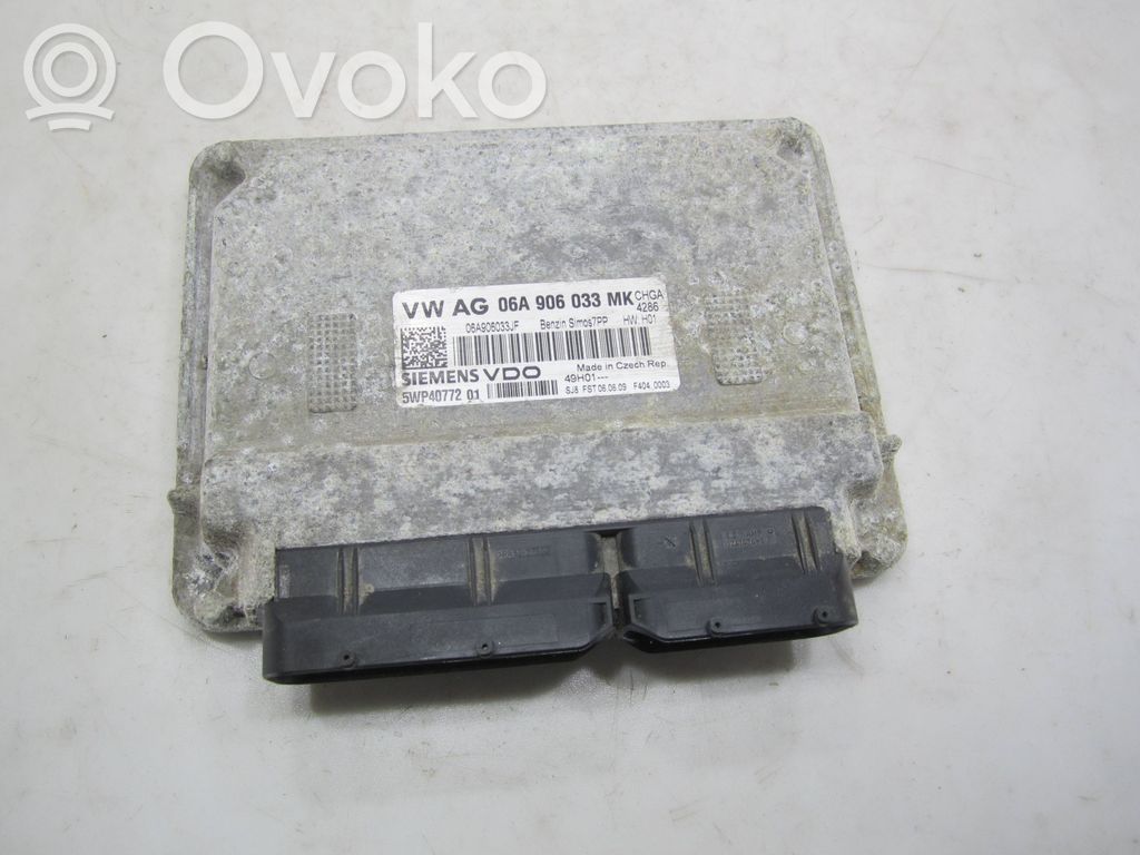 Volkswagen Golf VI Engine control unit/module 