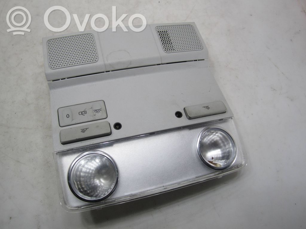 Volkswagen Golf VI Front seat light 