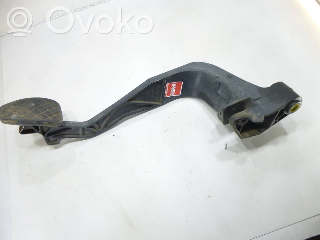 Audi A6 S6 C5 4B Kytkinpoljin 