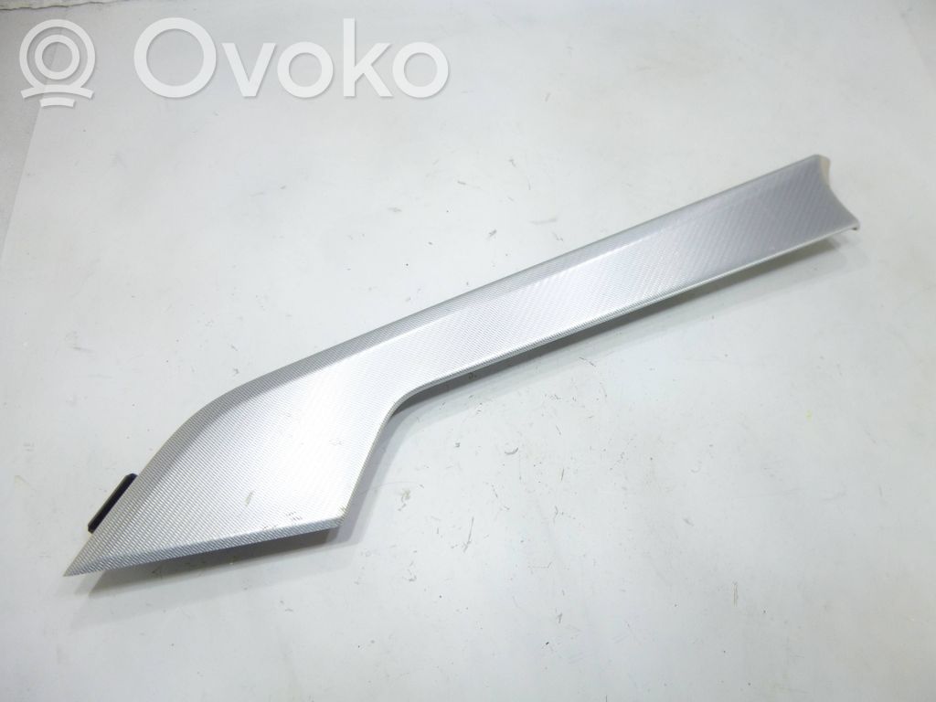 Audi A4 S4 B9 Listwa tapicerki drzwi przednich 