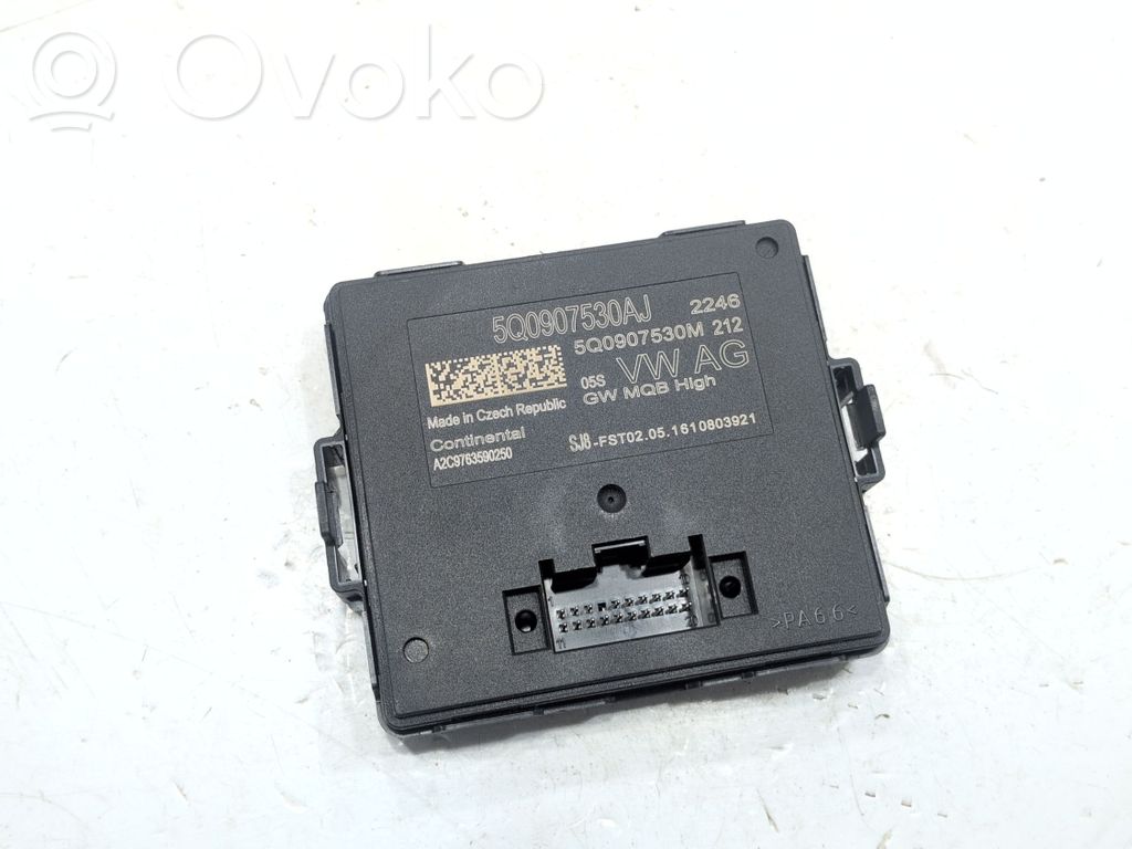 Volkswagen PASSAT B8 Modul control gateway 