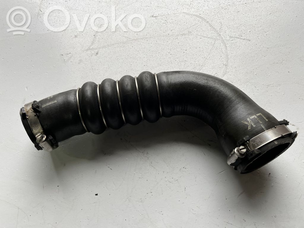 Audi A6 S6 C6 4F Furtun/conductă intercooler 