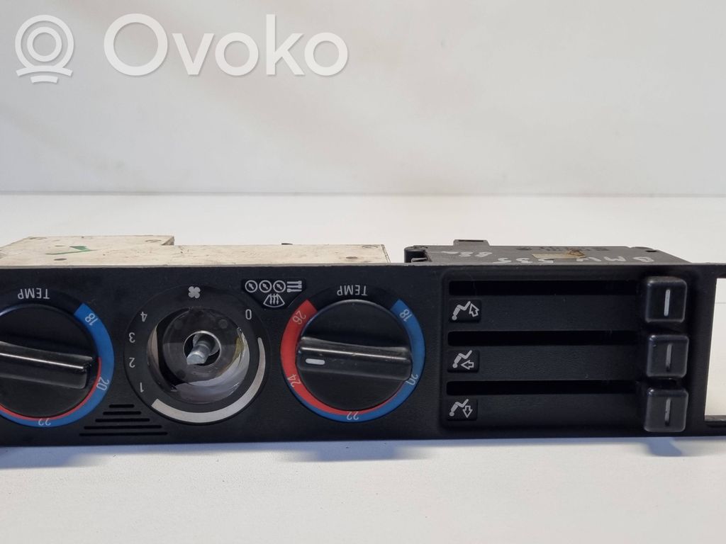 BMW 5 E34 Climate control unit 