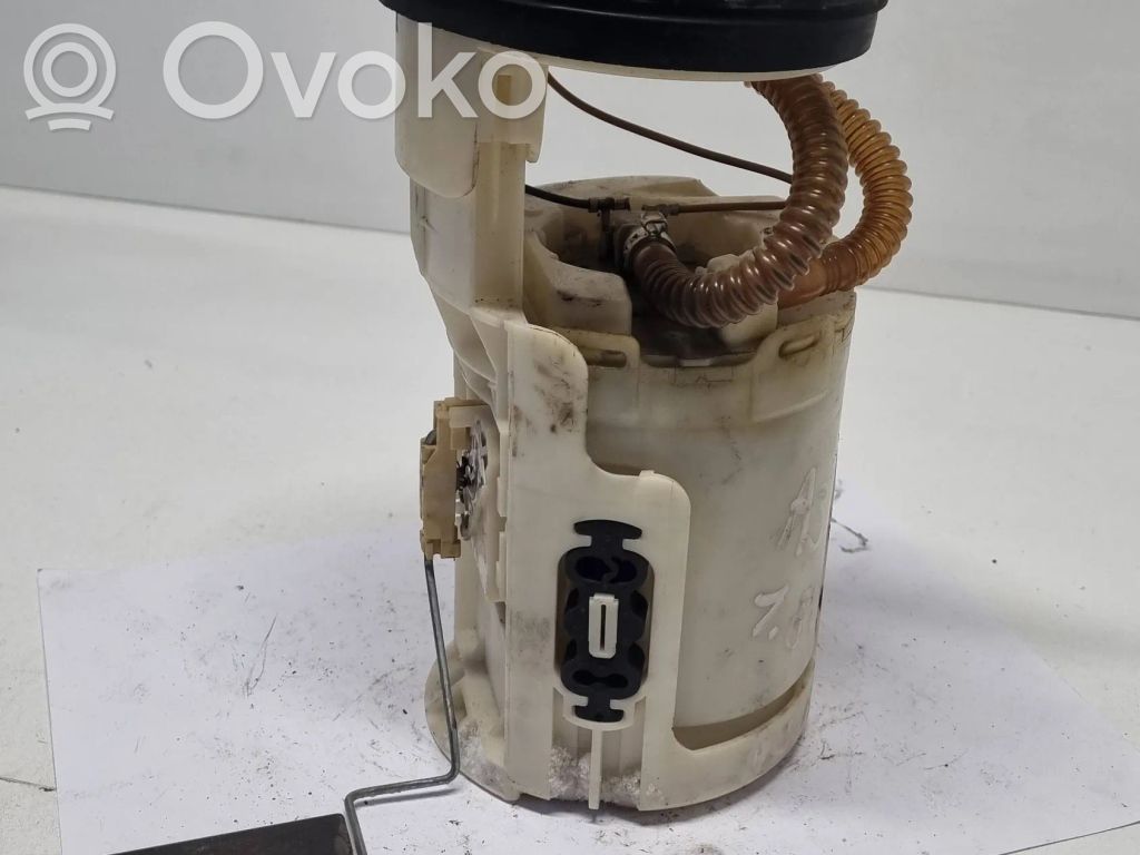 Audi A3 S3 8L Pompe à carburant 