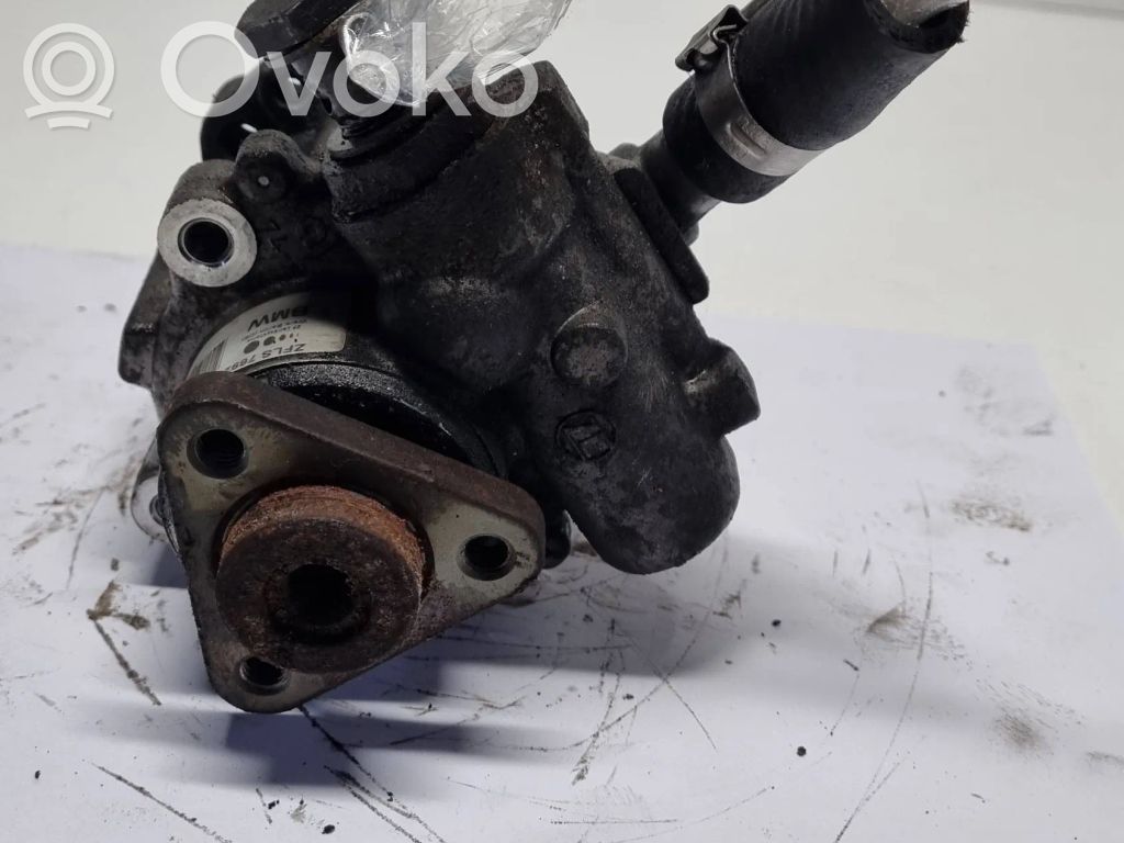 BMW 3 E90 E91 Stūres pastiprinātāja sūknis 
