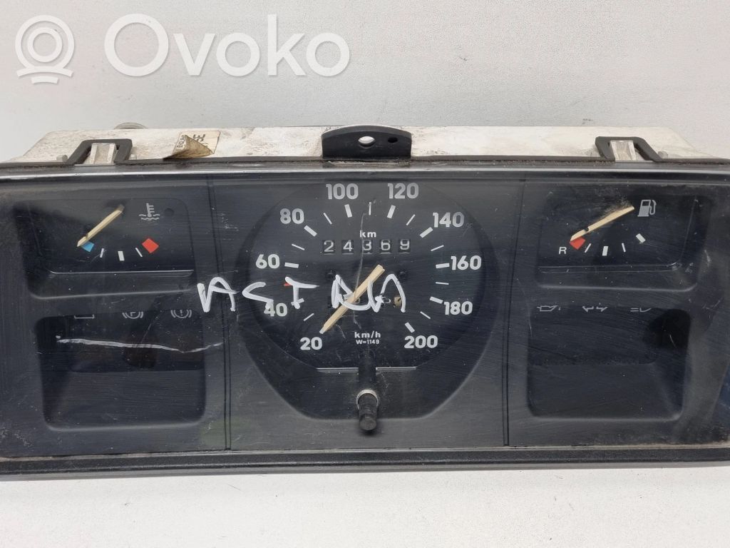 Opel Corsa A Speedometer (instrument cluster) 