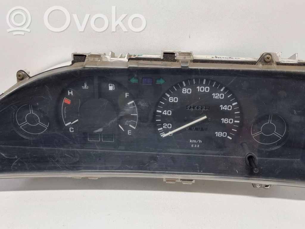 Speedometer (instrument cluster)   832001A281,2576003120