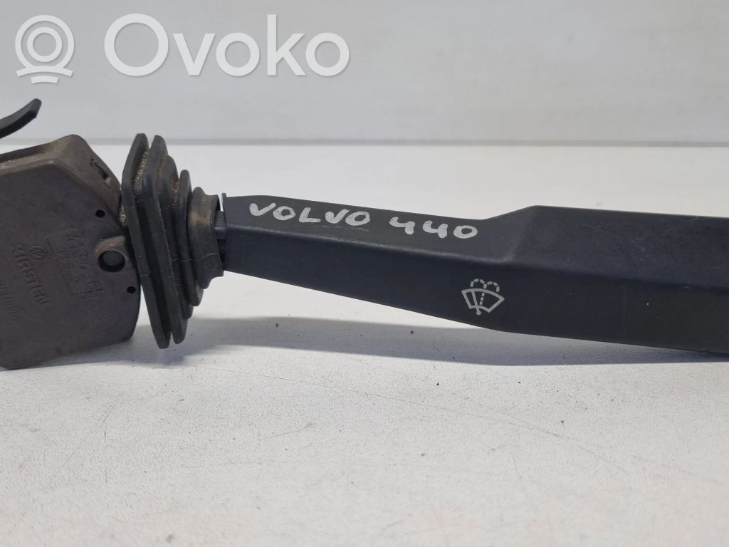 Volvo 440 Stikla tīrītāja vadības pogas kātiņš 