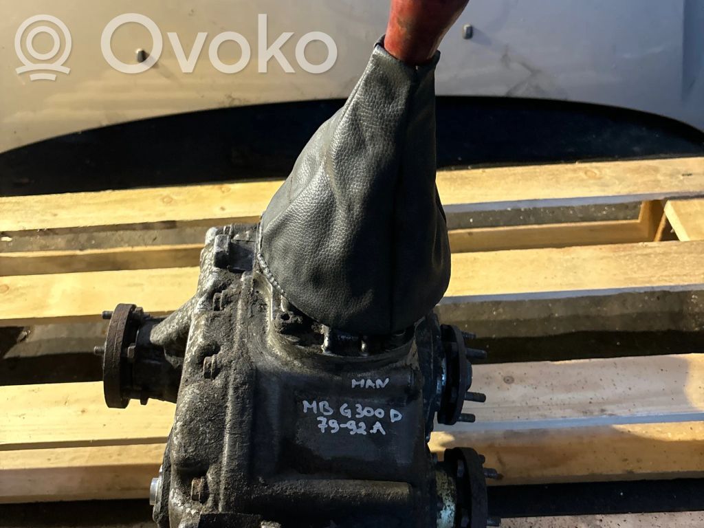 Mercedes-Benz G W460 Mechanizm różnicowy przedni / Dyferencjał 