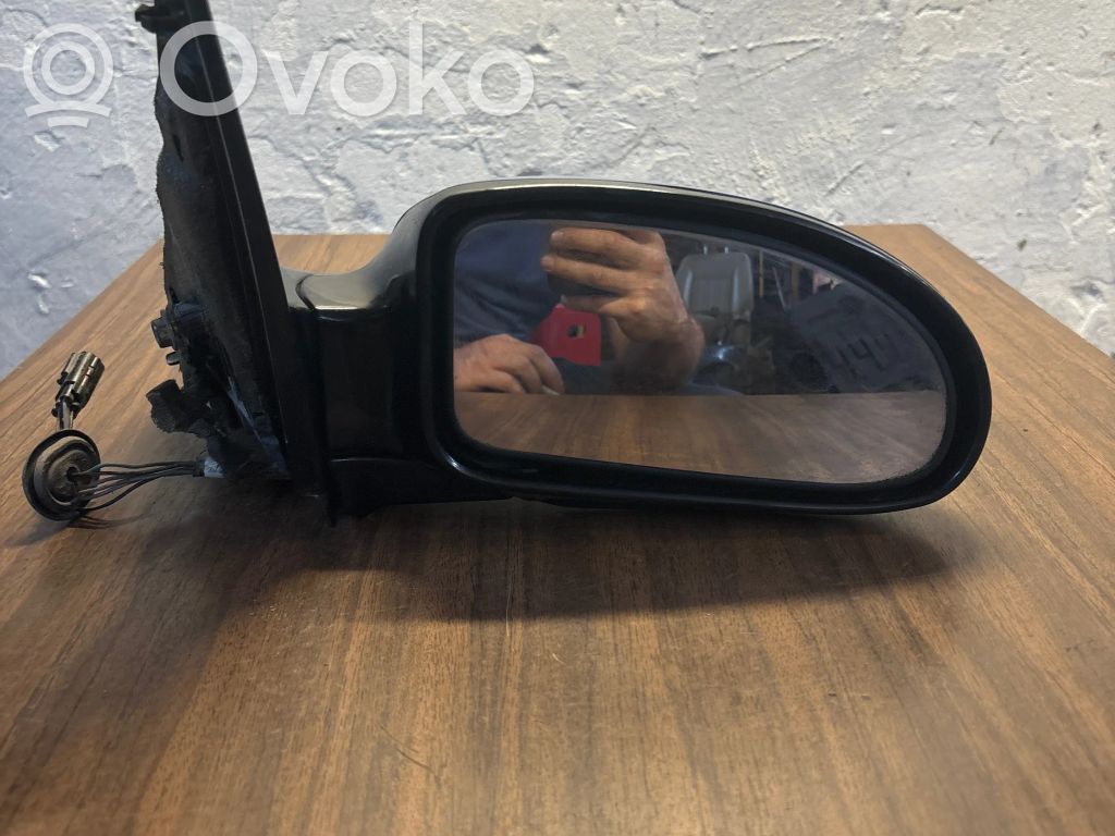 Front door electric wing mirror   E11015475