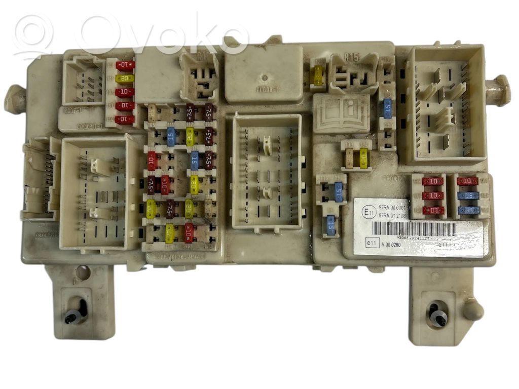 Ford Focus C-MAX Fuse module 