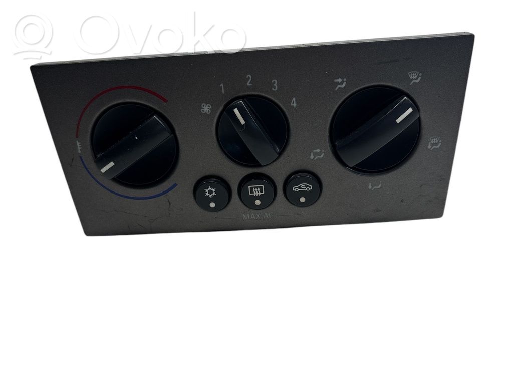 Opel Meriva A Climate control unit 