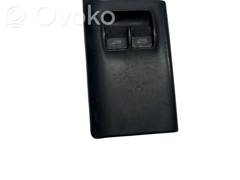 Audi A4 S4 B5 8D Electric window control switch 