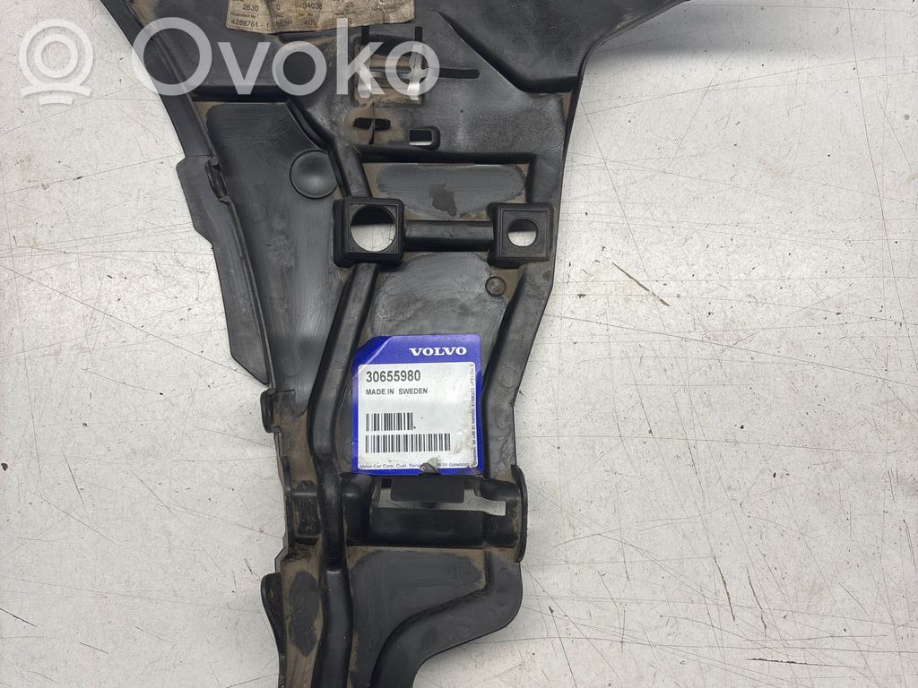 Volvo V70 Front bumper mounting bracket 