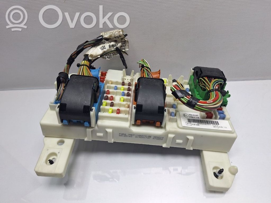 Блок предохранителей   7M5T14A073BE,7M5T14A073BE