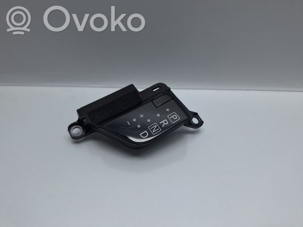 Infiniti Q50 Sygnalizator zmiany biegów 