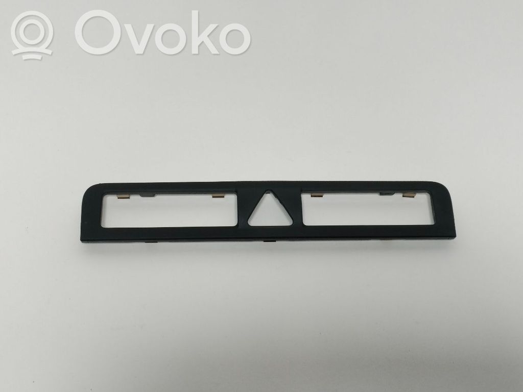 Moldura del panel   8P0863321B