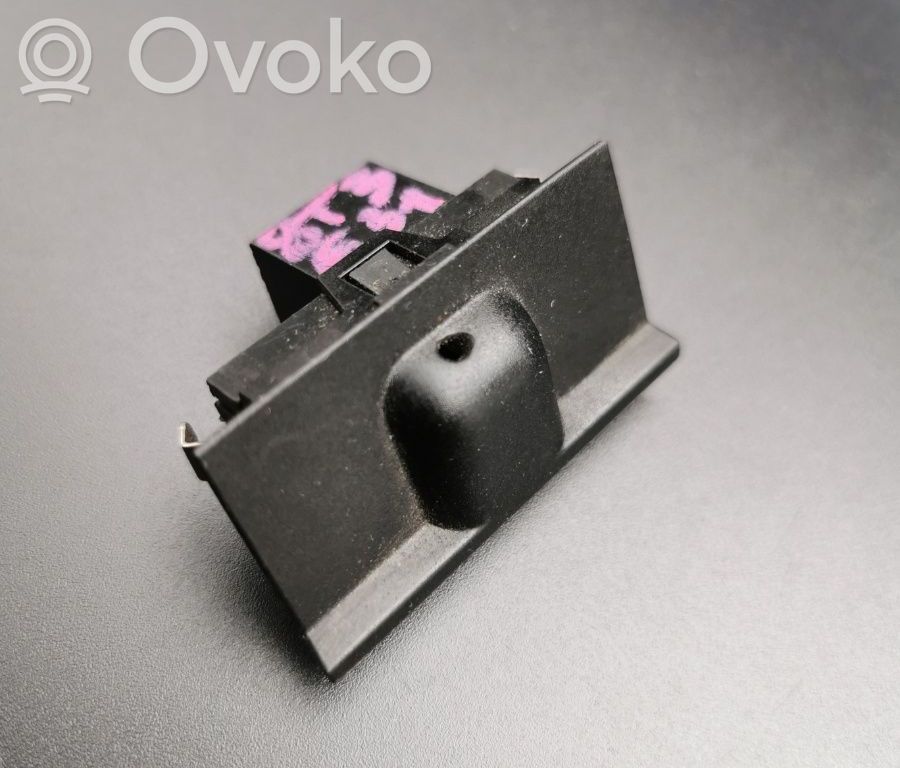Anturi   8K0907539