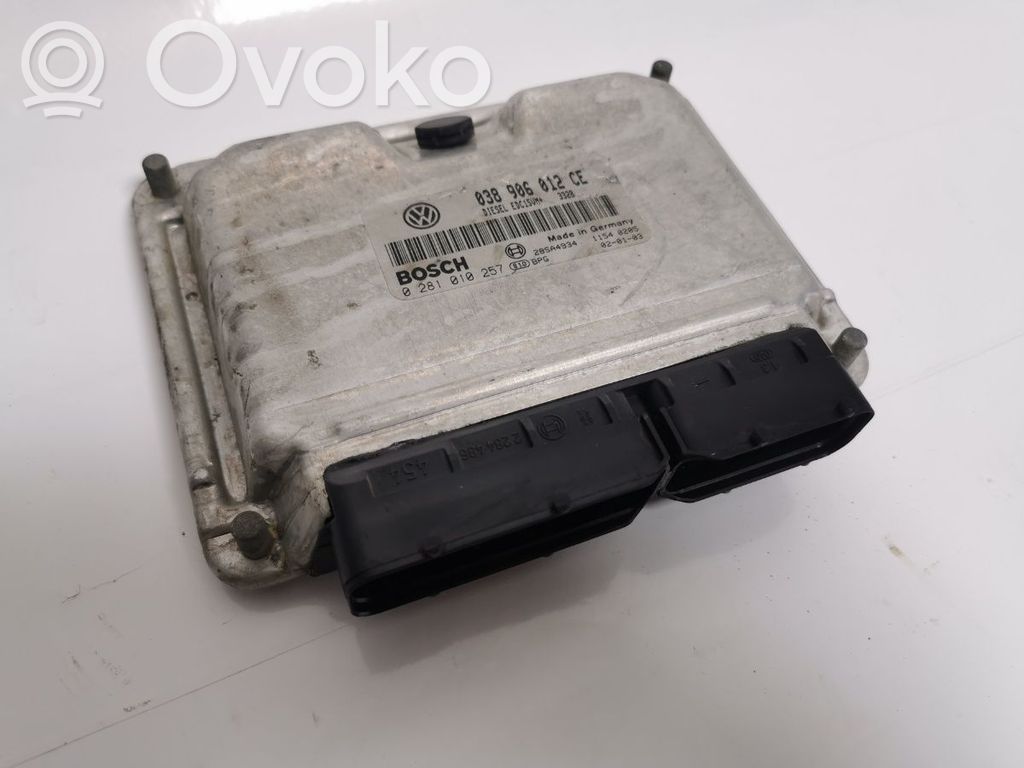 Engine control unit/module ECU   038906012CE