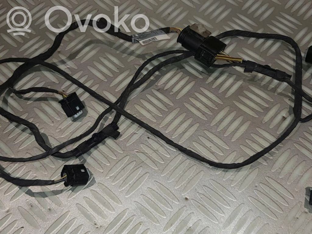 Parking sensor (PDC) wiring loom   6928362