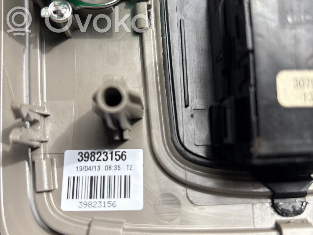 Volvo S60 Front seat light 