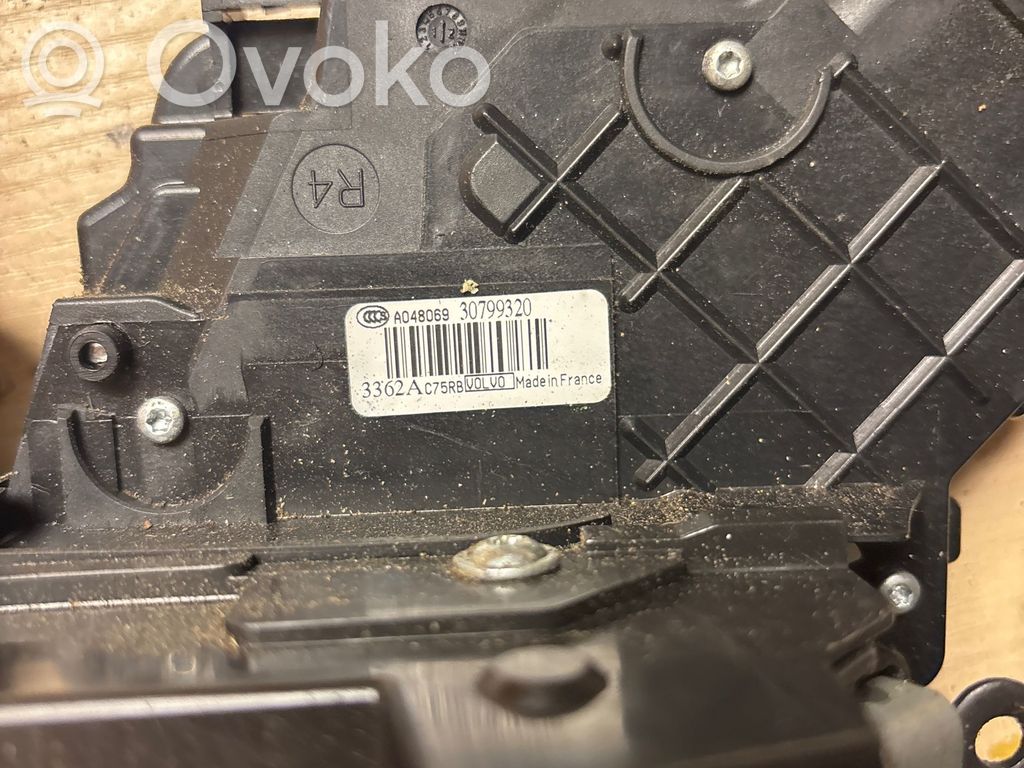 Volvo XC60 Zamek drzwi tylnych 