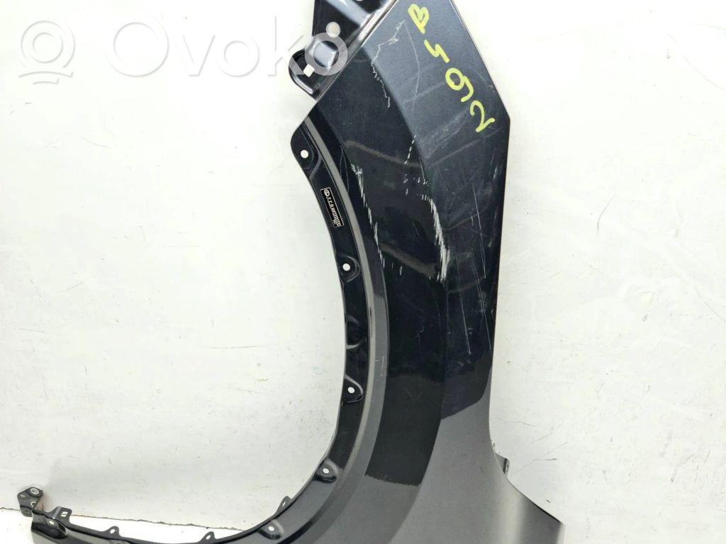 Lexus RX V Spārns 