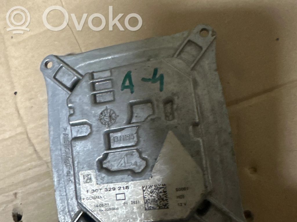 Audi A4 S4 B8 8K Lampa przednia 