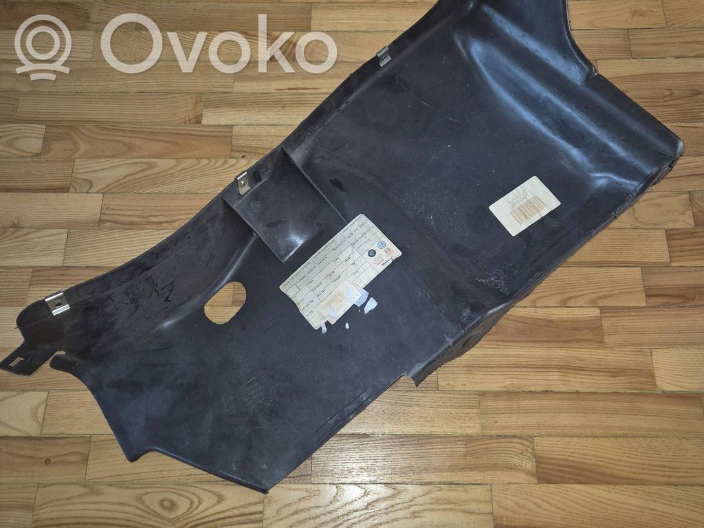Volkswagen Golf IV Dzinēja apakšas aizsargs 