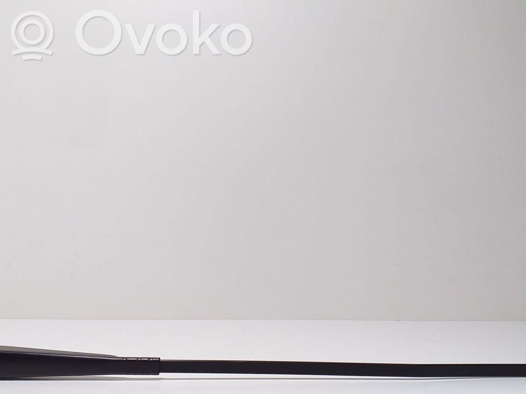 Suzuki Jimny Front wiper blade arm 