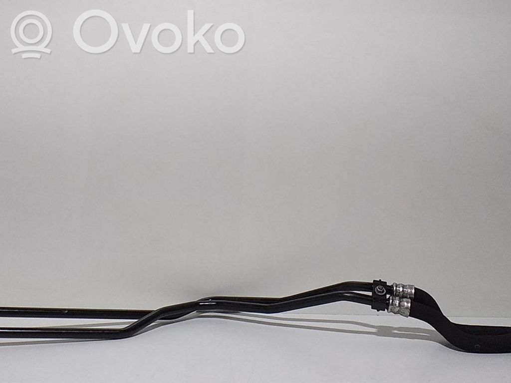 BMW X5 E70 Ilmastointilaitteen putki (A/C) 