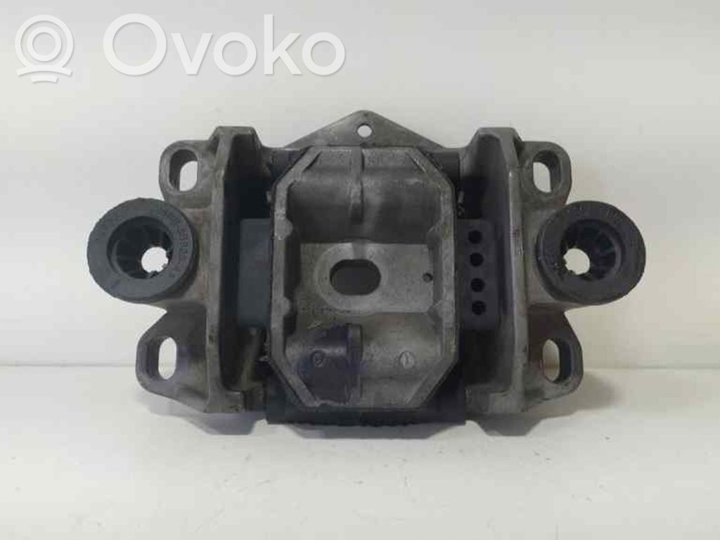 Ford Mondeo Mk III Подушка двигателя 