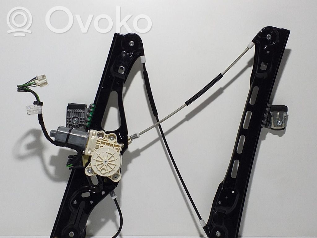 Mercedes-Benz E W211 Front door electric window regulator 