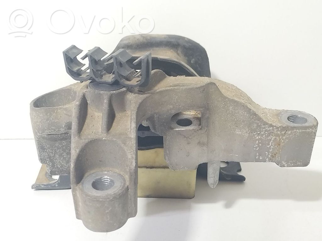 Dacia Dokker Engine mount bracket 