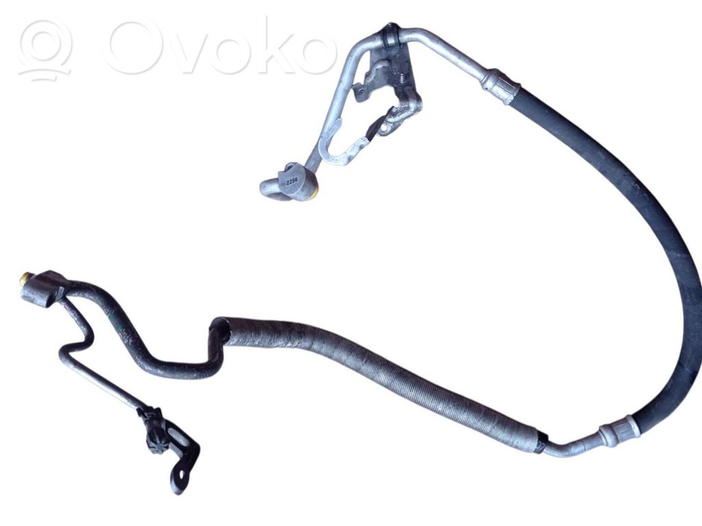 Air conditioning (A/C) pipe/hose   596035,3448289