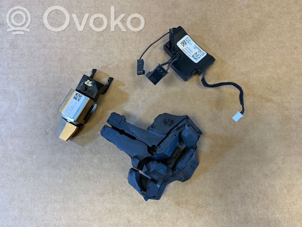 BMW 2 F22 F23 Element kierownicy 