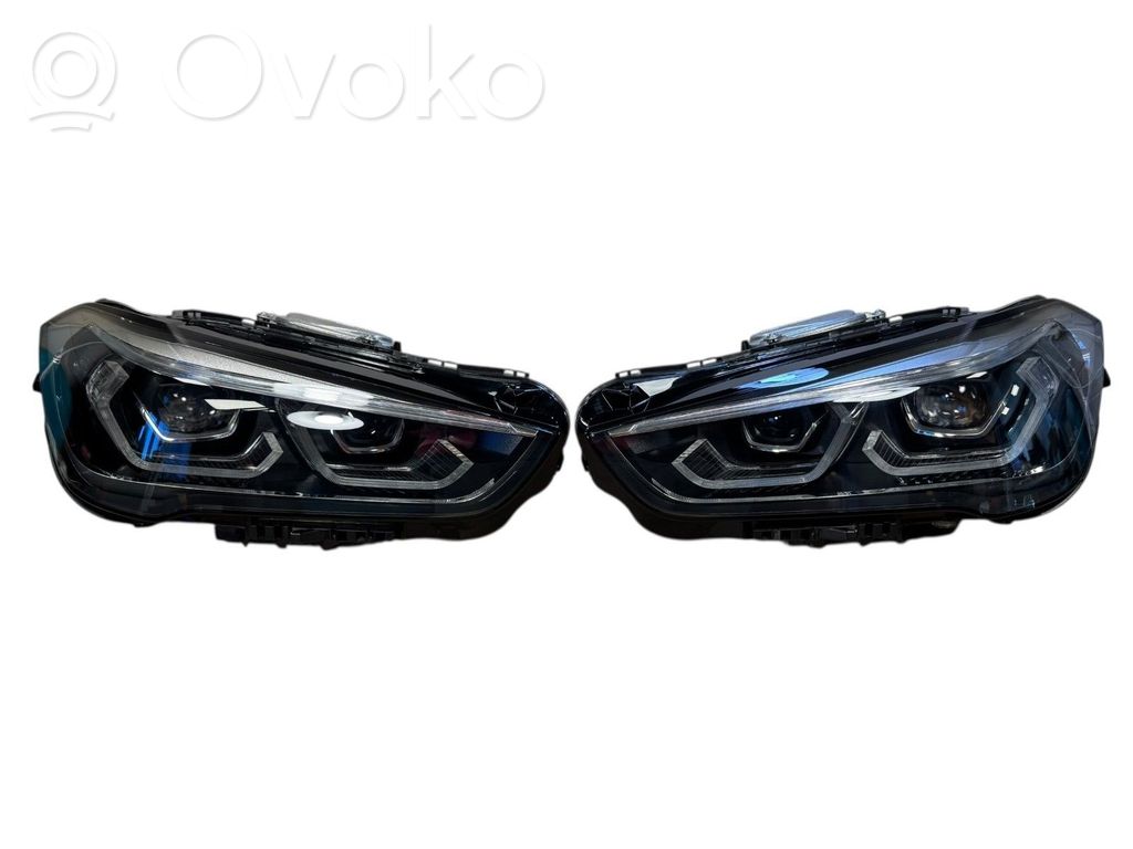 BMW X1 F48 F49 Lampy przednie / Komplet 