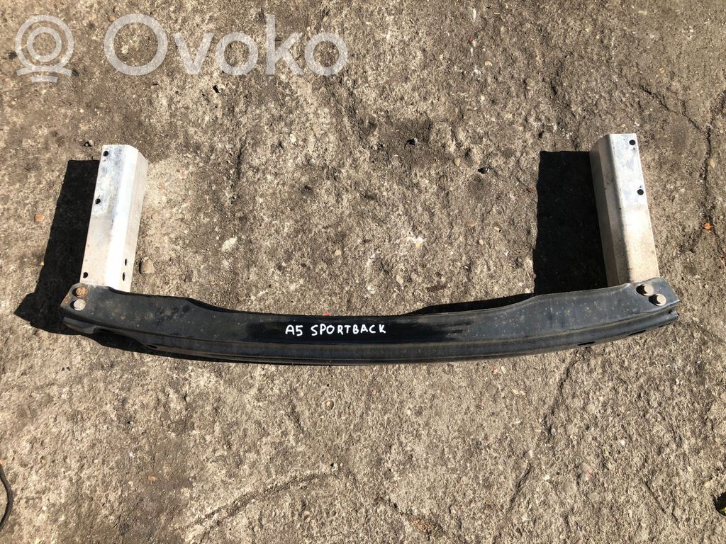 Audi A5 Sportback 8TA Takapuskurin poikittaistuki 