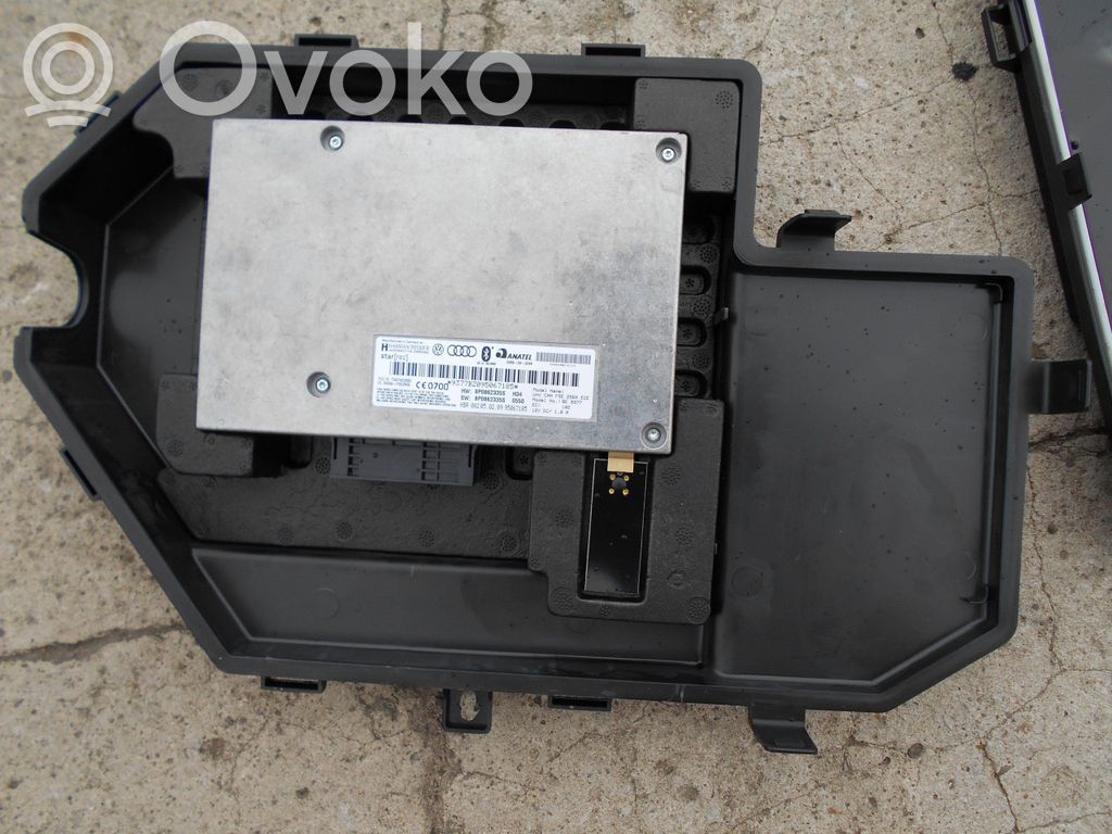 Audi A4 S4 B7 8E 8H Bluetooth modulis 