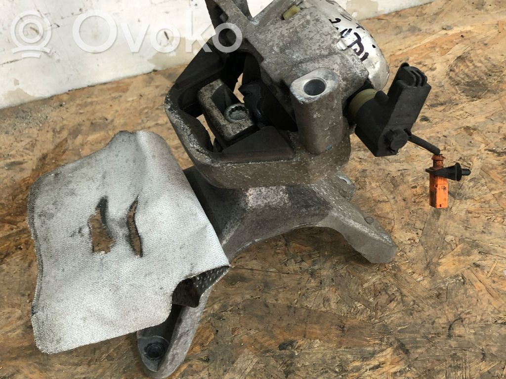 Engine mount bracket   4G0199381,177KM
