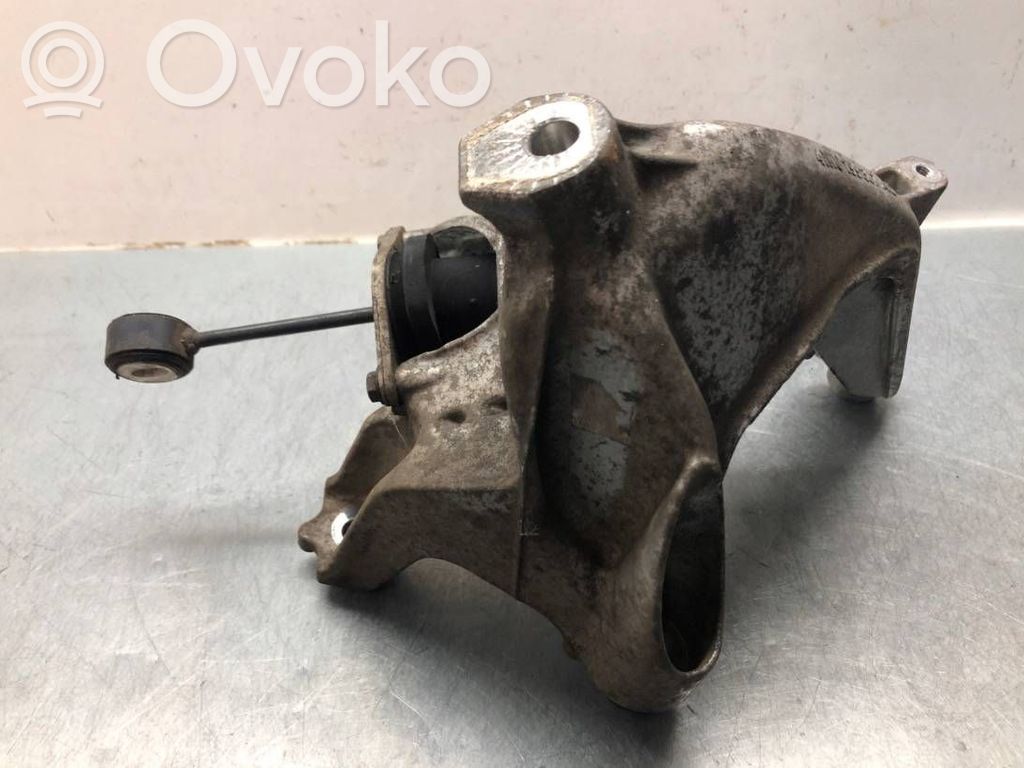 Audi A4 S4 B9 Engine mounting bracket 