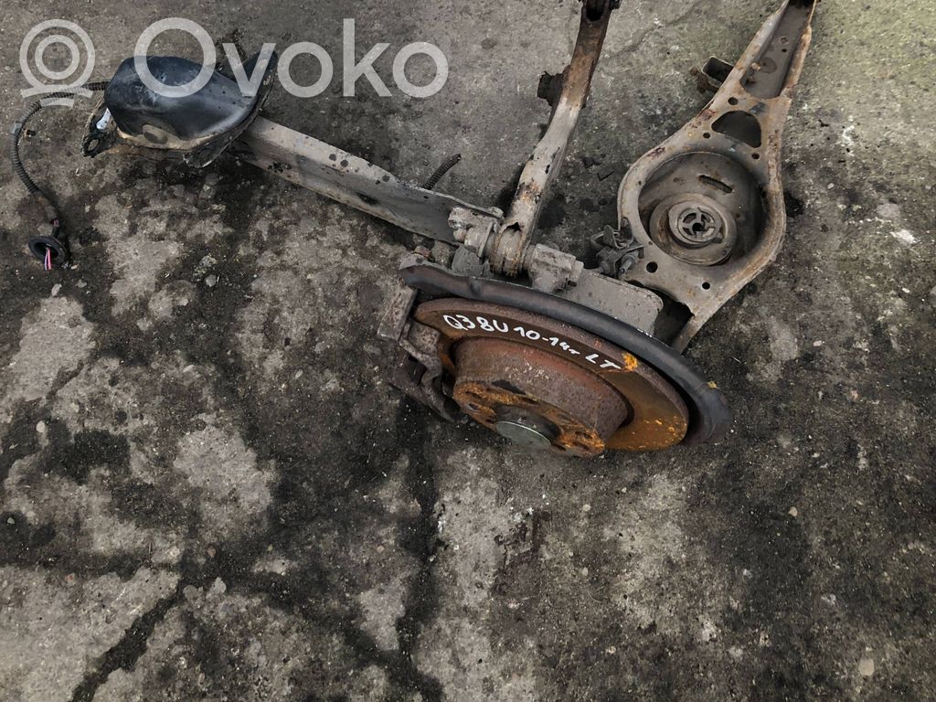 Audi Q3 8U Rear wheel hub spindle/knuckle 