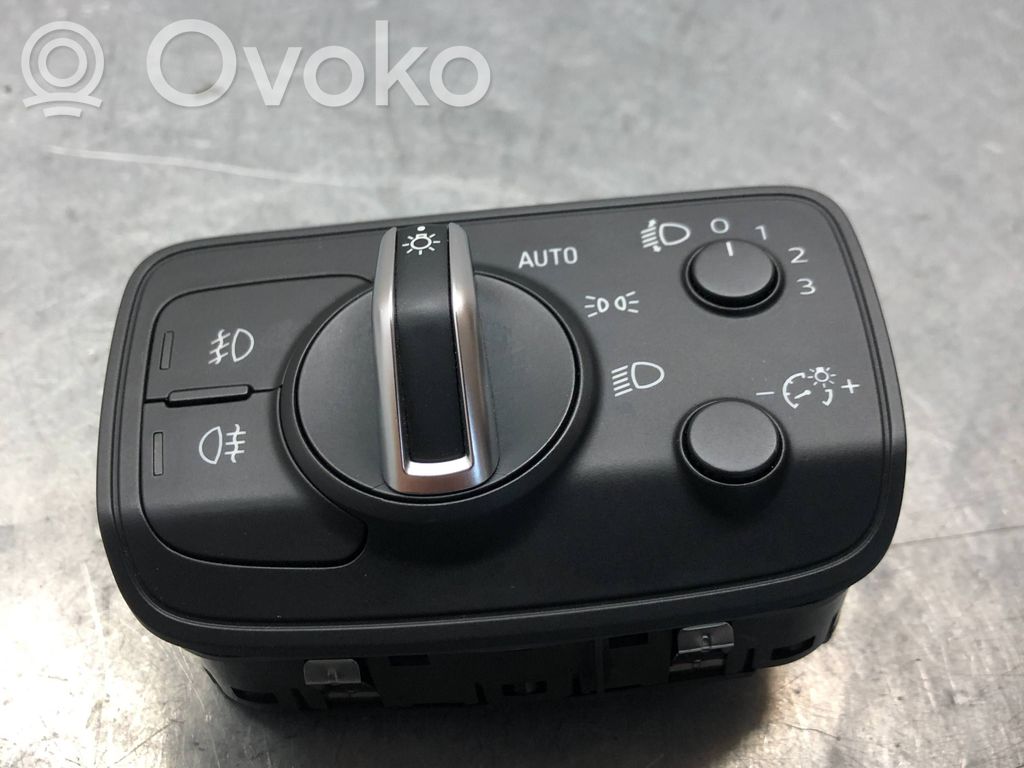 Light switch   8V0941531AJ