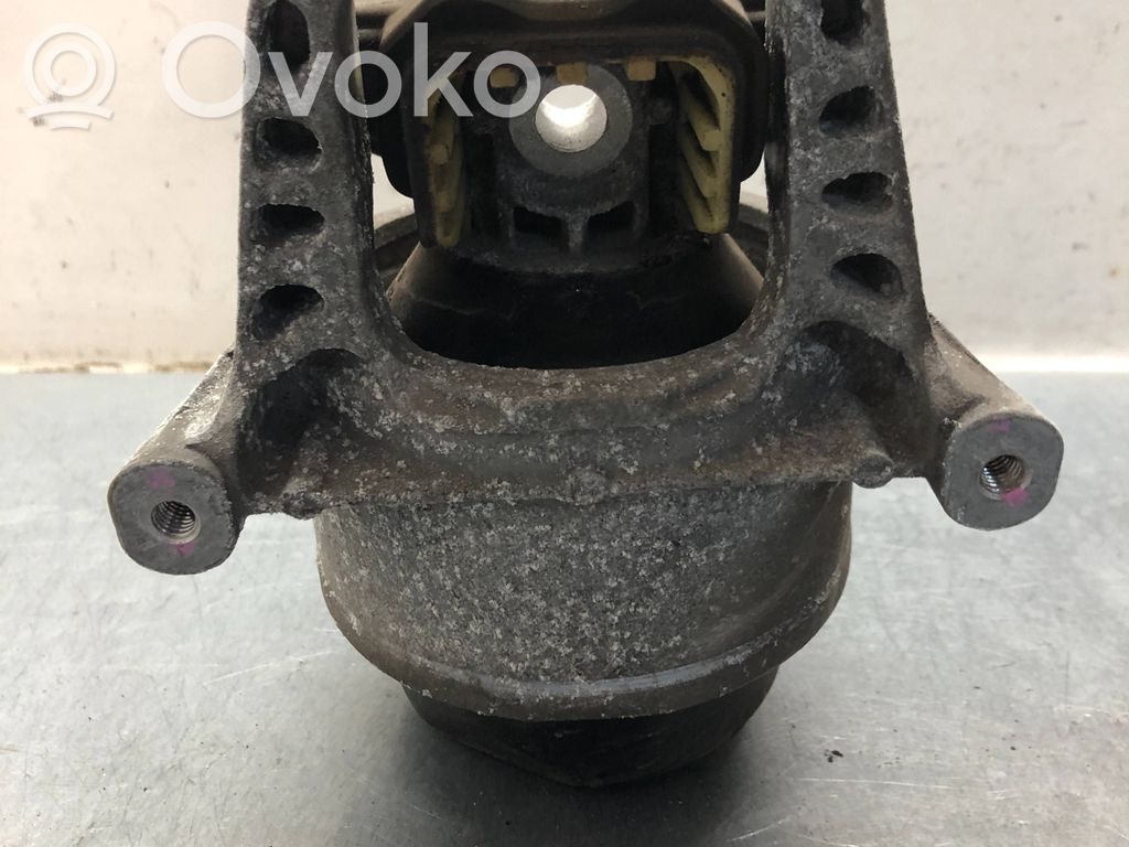 Audi A5 Engine mount bracket 