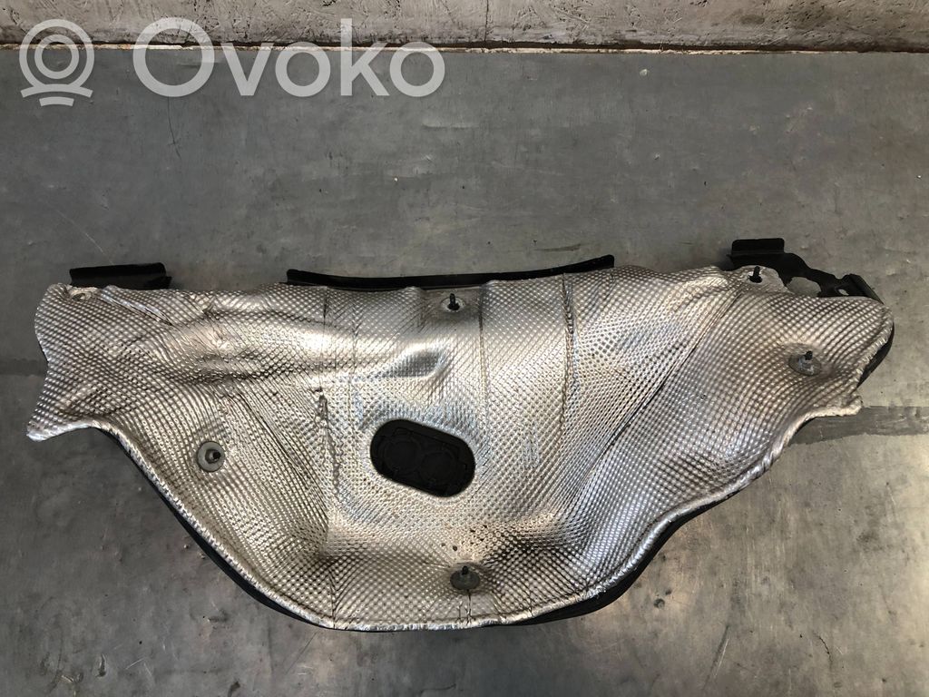 Audi A5 Osłona termiczna komory silnika 