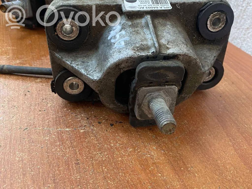 Engine mount bracket   HPLA6A003AD