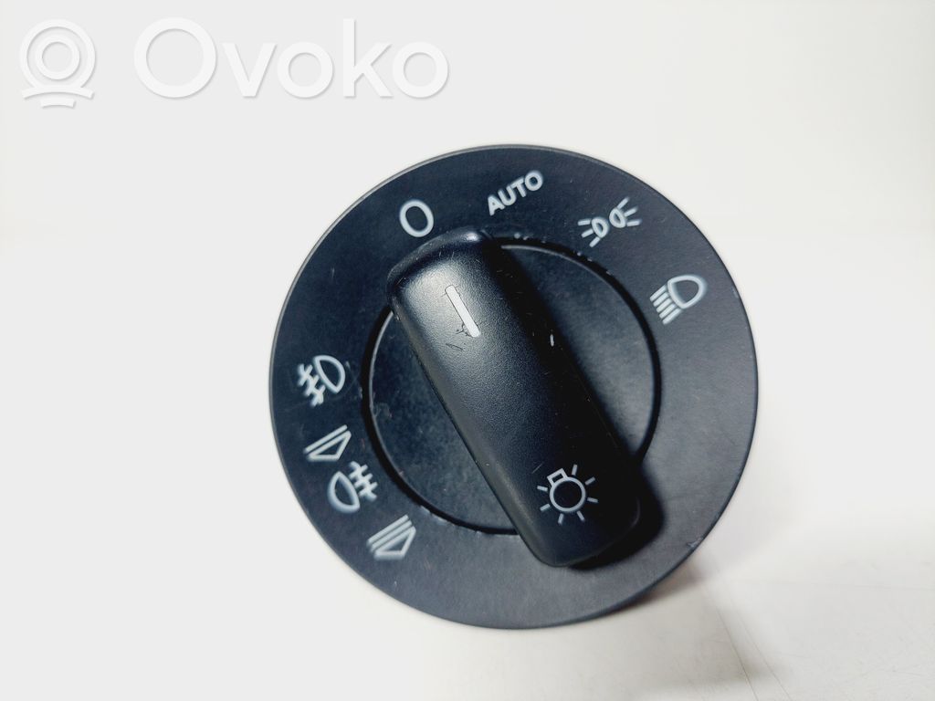 Light switch   4E0941531E